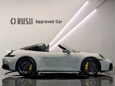 PORSCHE 911 - 4