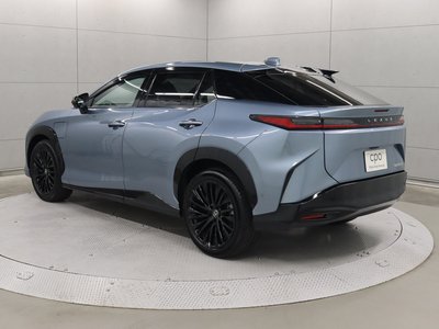 صورة 2 لـ 2023 Lexus RZ