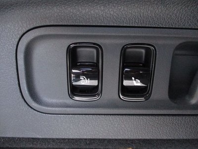 MERCEDES-BENZ GLC - 10