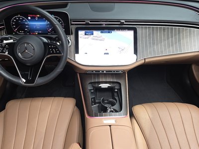 صورة 5 لـ 2024 Mercedes-BENZ E-CLASS