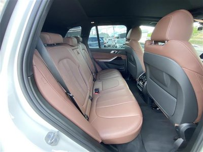 2021 BMW X5 — миниатюра 16