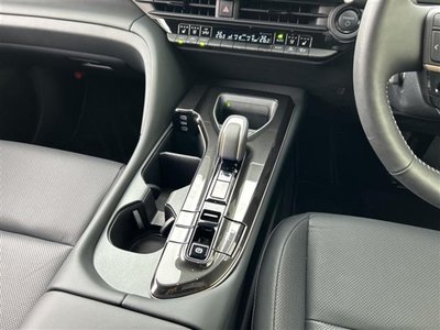 TOYOTA CROWN SPORT - 10