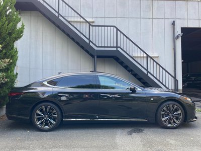 صورة 10 لـ 2020 Lexus LS