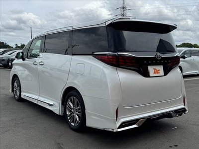 2025 TOYOTA ALPHARD — миниатюра 13