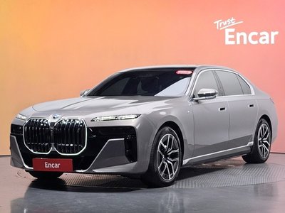BMW I7 - 1