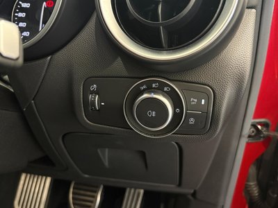 2019 ALFA Romeo STELVIO 照片 15