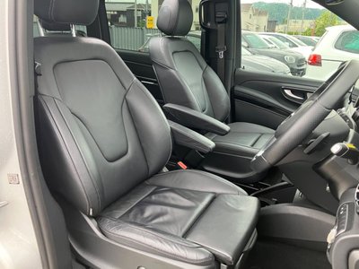 صورة 10 لـ 2024 Mercedes-BENZ V-CLASS