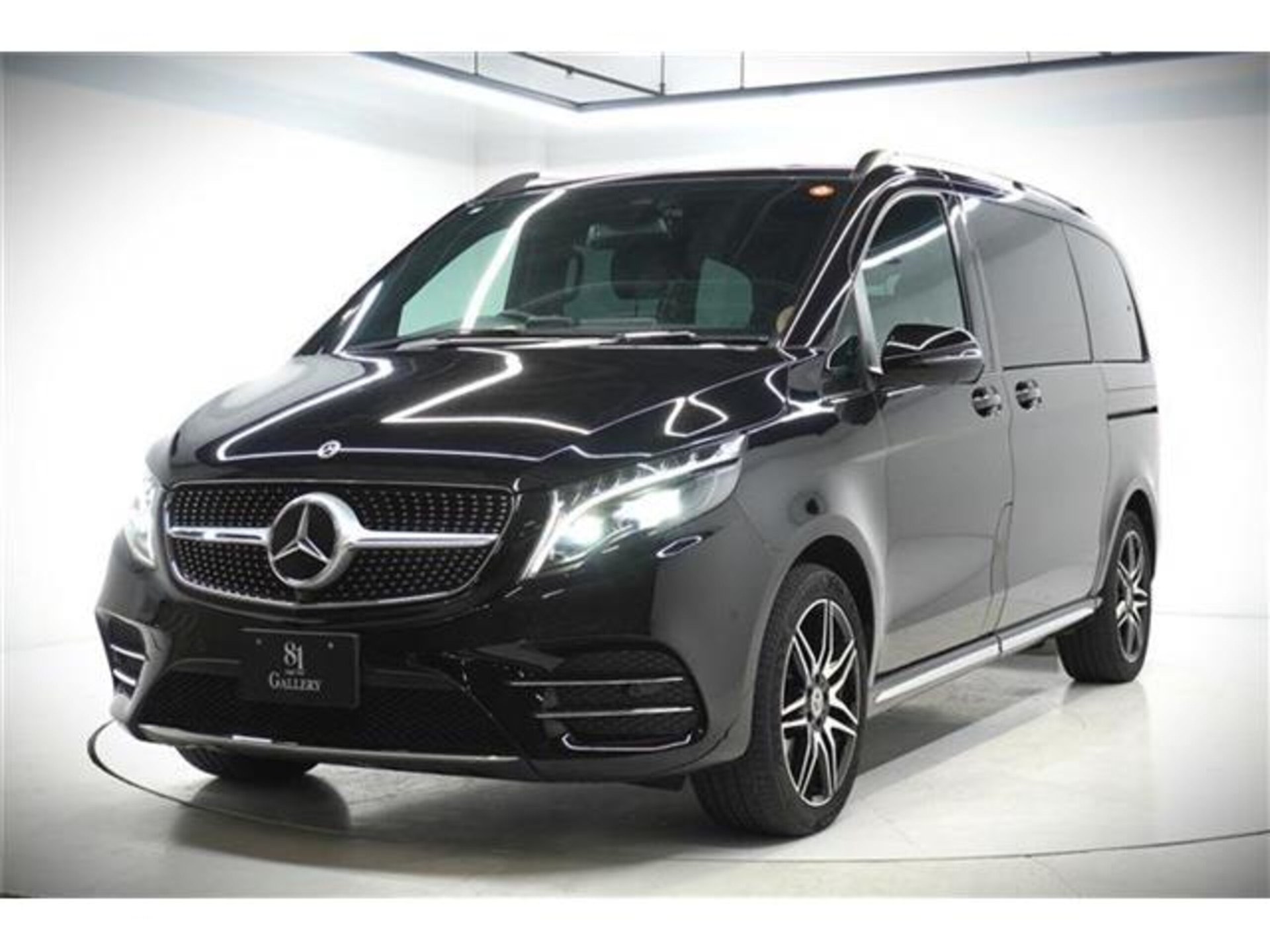 MERCEDES-BENZ V-CLASS - View 1