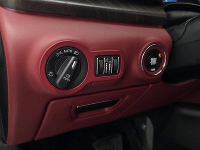 صورة مصغرة 27 لـ 2019 Maserati QUATTROPORTE