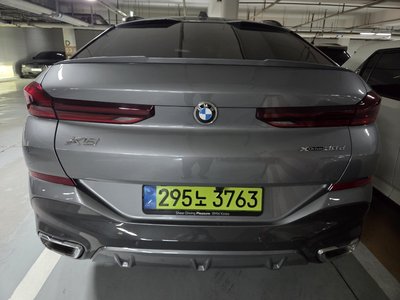 2025 BMW X6 photo 2