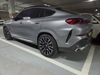 2025 BMW X6 photo 5