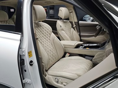 GENESIS GV80 - 10