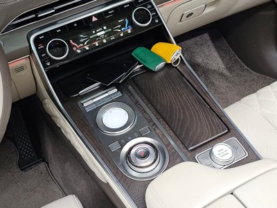 GENESIS GV80 - 9