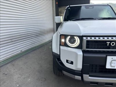 TOYOTA LAND CRUISER - 7