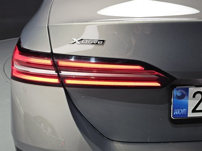 2025 BMW 5 SERIES 照片 10