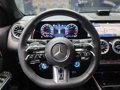 2025 Mercedes-BENZ GLB 缩略图 19