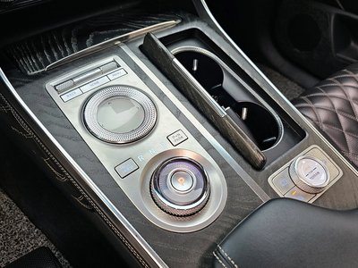 GENESIS GV80 - 9