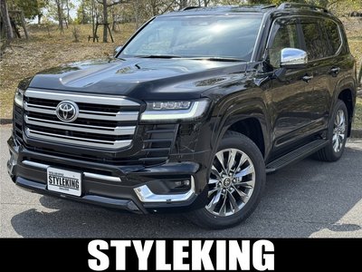 TOYOTA LAND CRUISER 300 - 1