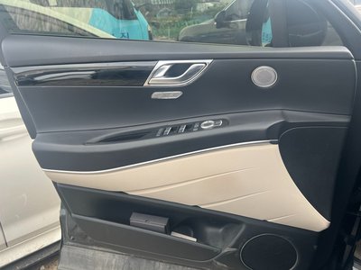 GENESIS GV80 - 7