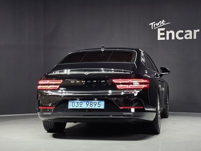 2023 Genesis ELECTRIFIED G80 (RG3) — фото 4