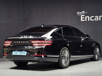 2023 Genesis ELECTRIFIED G80 (RG3) — фото 3