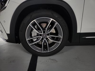 MERCEDES-BENZ GLB - 3