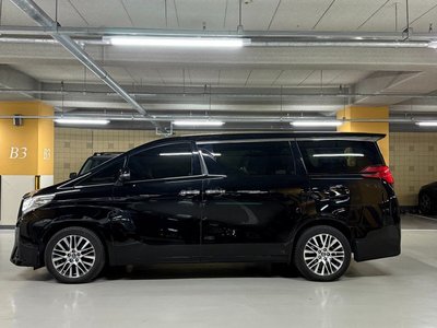 TOYOTA ALPHARD - 1