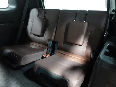 TOYOTA LAND CRUISER 250 - 8