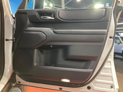 صورة مصغرة 43 لـ 2025 Toyota LAND CRUISER 250