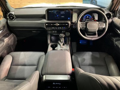 2025 Toyota LAND CRUISER 250 — фото 2