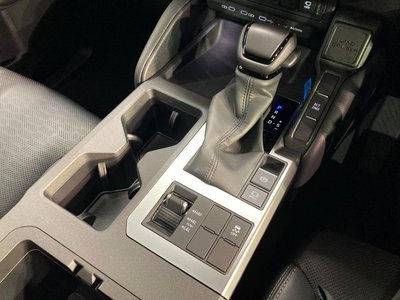 صورة مصغرة 49 لـ 2025 Toyota LAND CRUISER 250