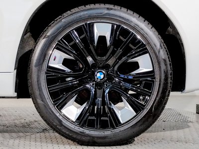 2025 BMW X3 — миниатюра 24