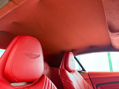 2019 Aston Martin DB11 VOLANTE — миниатюра 25