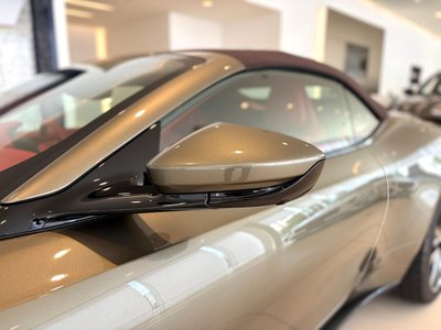 ASTON MARTIN DB11 VOLANTE - 9