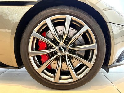 2019 Aston Martin DB11 VOLANTE — миниатюра 47