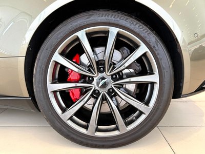 2019 Aston Martin DB11 VOLANTE — миниатюра 45