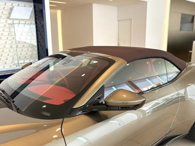 2019 Aston Martin DB11 VOLANTE — миниатюра 42