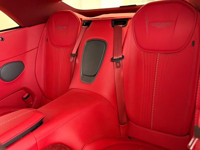2019 Aston Martin DB11 VOLANTE — миниатюра 15