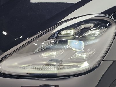 PORSCHE CAYENNE - 9