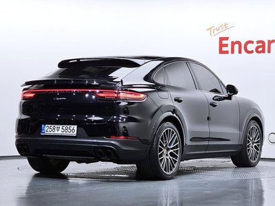 PORSCHE CAYENNE - 4