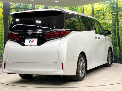 2024 Toyota ALPHARD — миниатюра 18