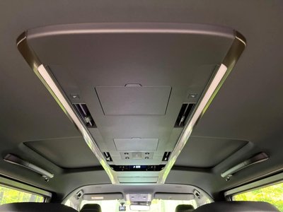 2024 Toyota ALPHARD — миниатюра 39