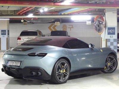 FERRARI ROMA - 2
