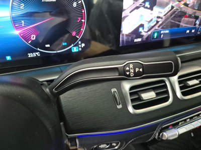 MERCEDES-BENZ GLE - 8