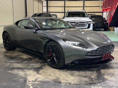 ASTON MARTIN DB11 - 2