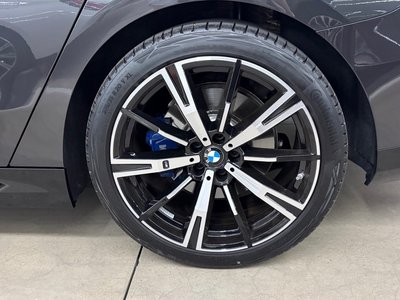صورة 6 لـ 2025 BMW 5 SERIES