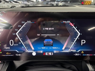 صورة 8 لـ 2025 BMW 5 SERIES