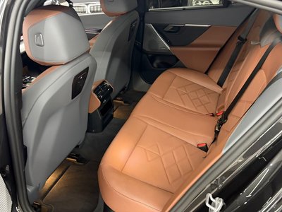 2025 BMW 5 SERIES — миниатюра 17