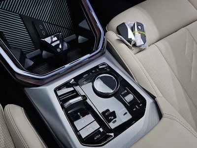 2025 BMW X3 — миниатюра 12