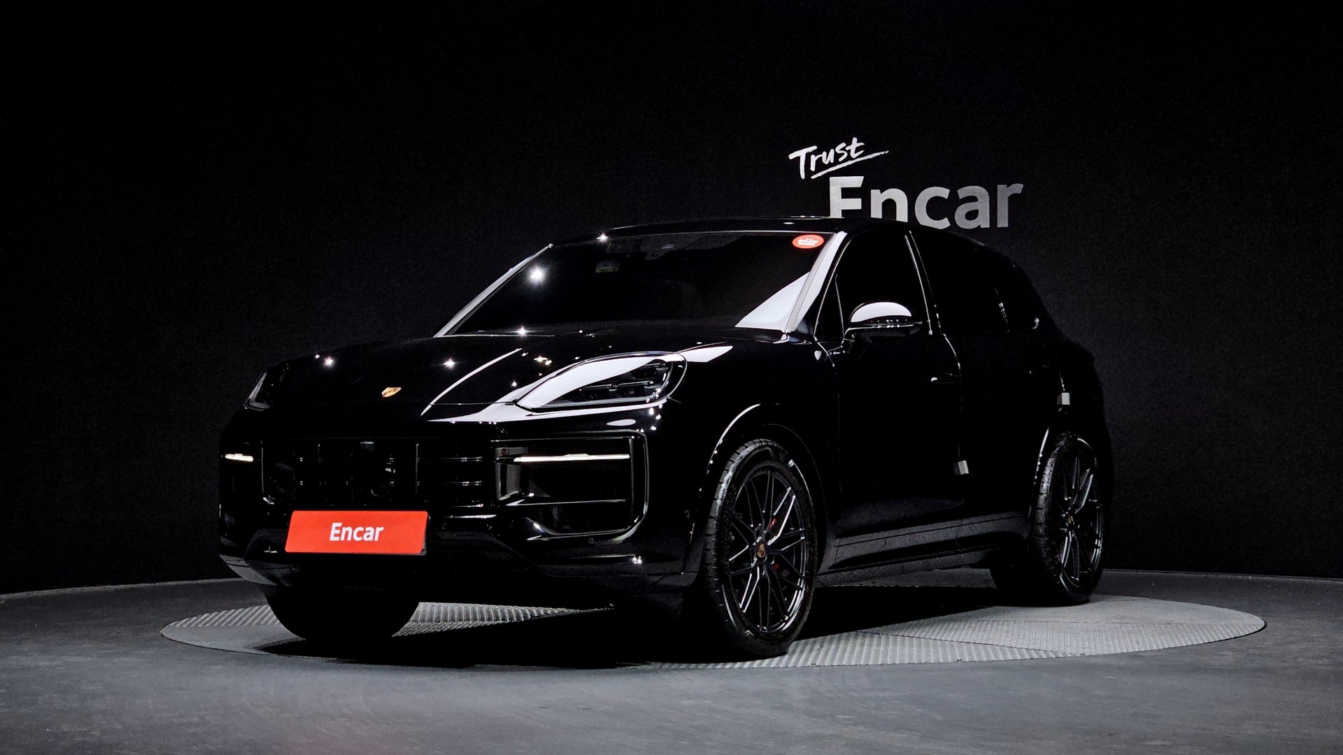 PORSCHE CAYENNE - View 1